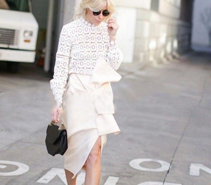 Bluza dama eleganta,dantela elastica, import Italia