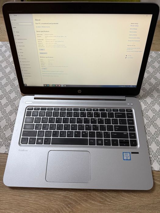 Vand laptop HP ELITE BOOK FOLIO 1040G3