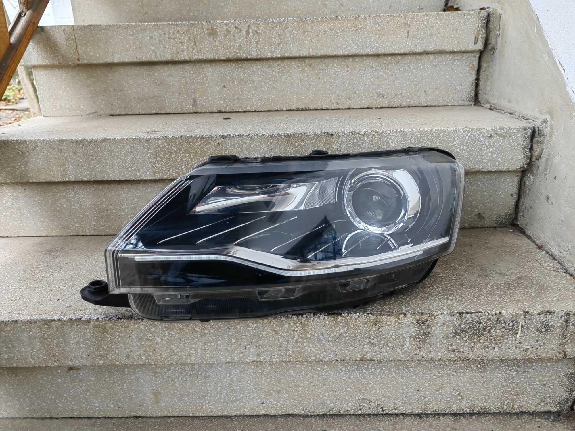 Фар Skoda Rapid Bi-Xenon LED ляв/Фар Шкода Рапид ксенон Оригинален