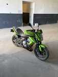 Kawasaki ER-6n cu ABS