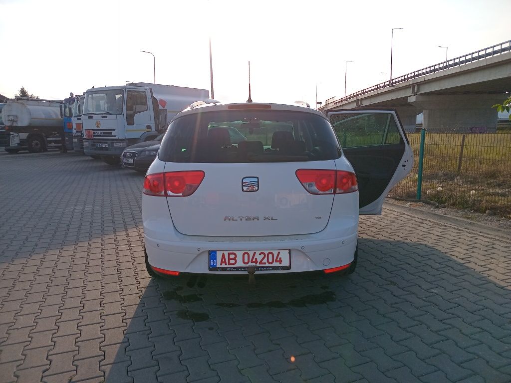 Vând/Schimb Seat Altea XL.