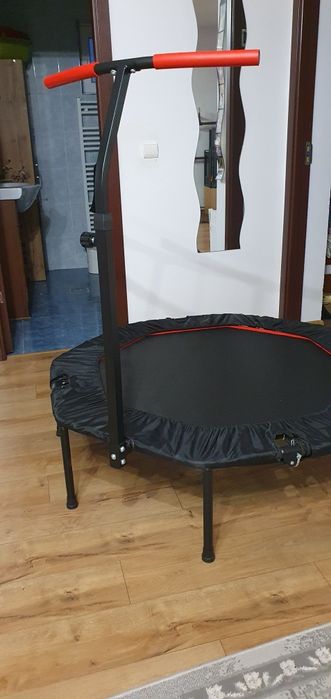 trambulina fitness pentru adulți și copii