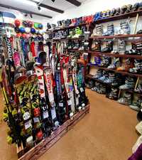 Schiuri, clapari, bețe ski, boots, snowboard