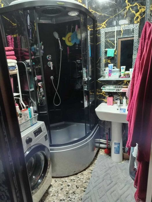 Срочно продаю свою 2 переделанную в 3-х/3/4