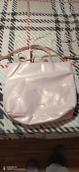 Бутикива чанта за бебешки принафлежности