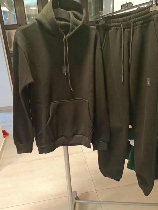 Trening Armani pentru barbati