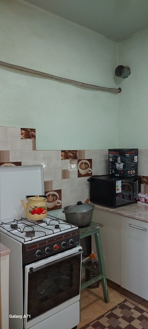 Продаётся! Чиланзар-13 кв,3/1/4-балкон 2х6, улучшенная планировка
