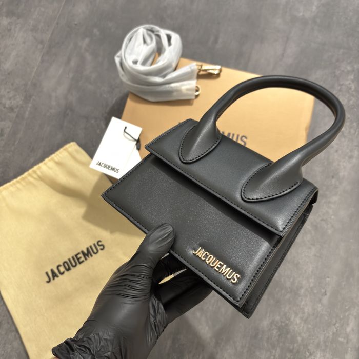 Black Jackquemus LE Chiquito Black Mini
