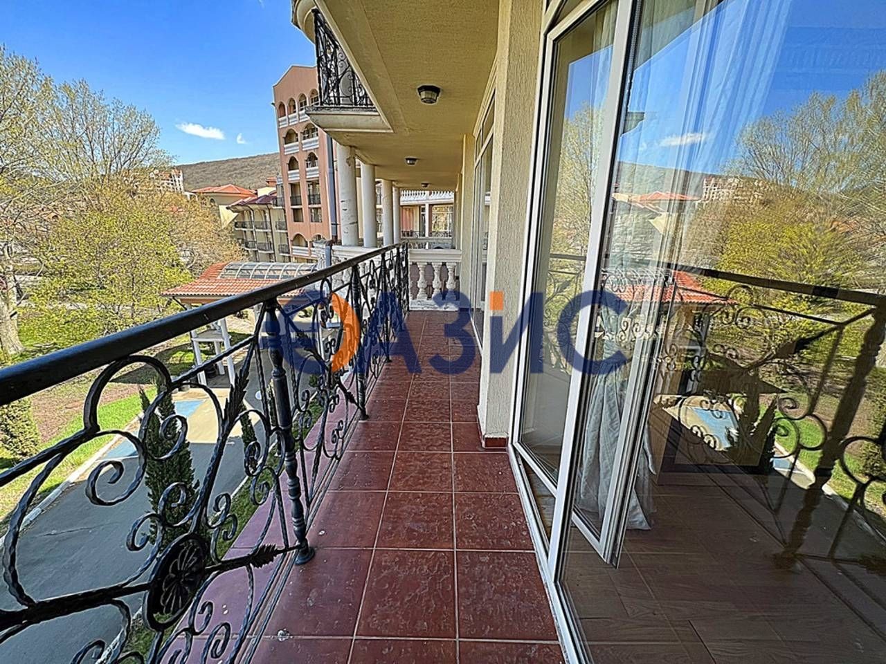 Продава се Двустаен апартамент в к.к. Елените - 64 кв.м за 727 €/кв.м - Снимка #9