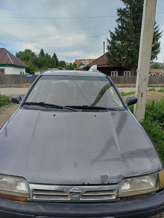 Нисан премьера 1.6 обьем