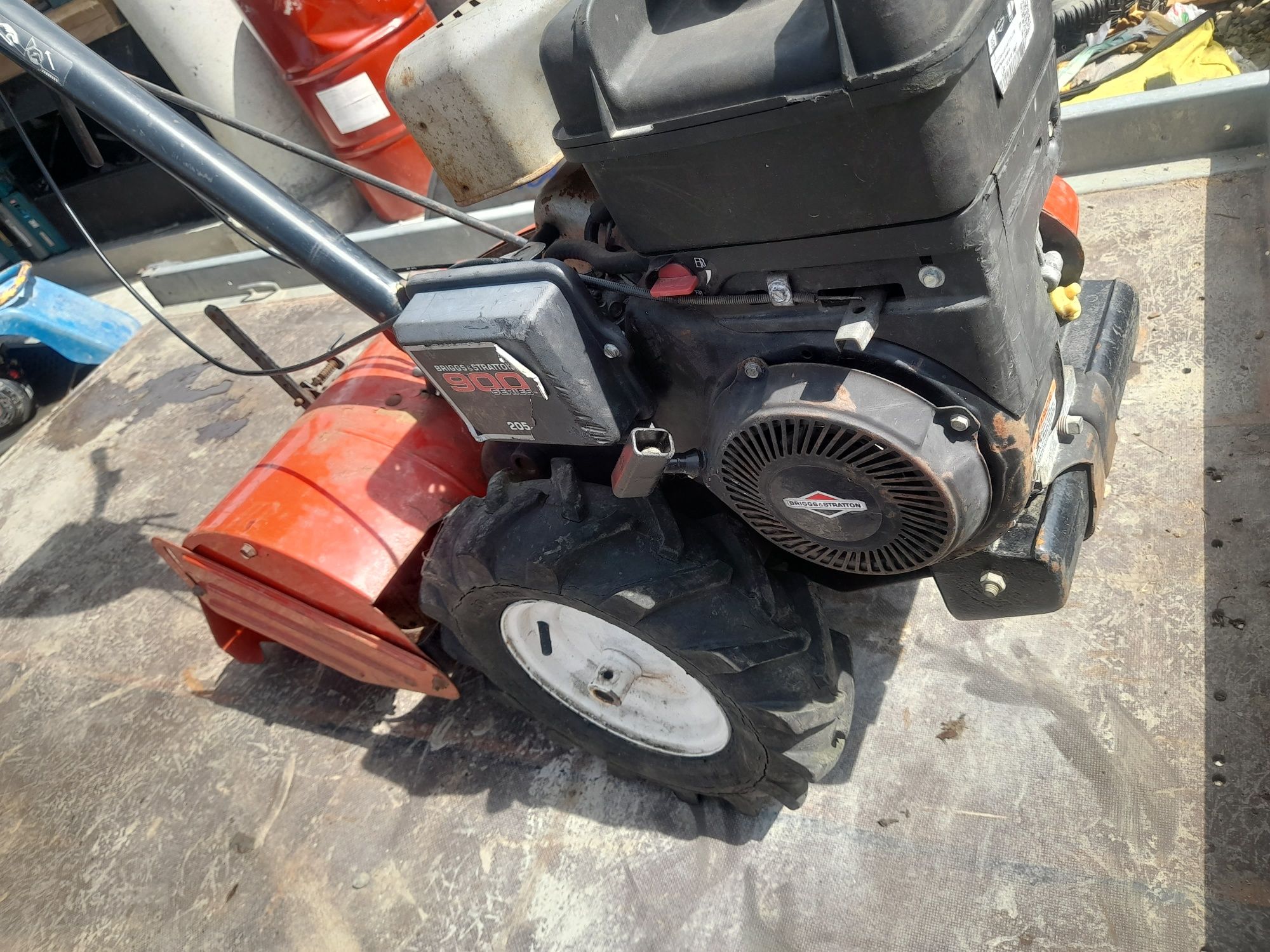 Motocultor laser