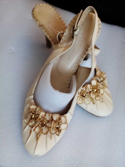 Дамски официални обувки