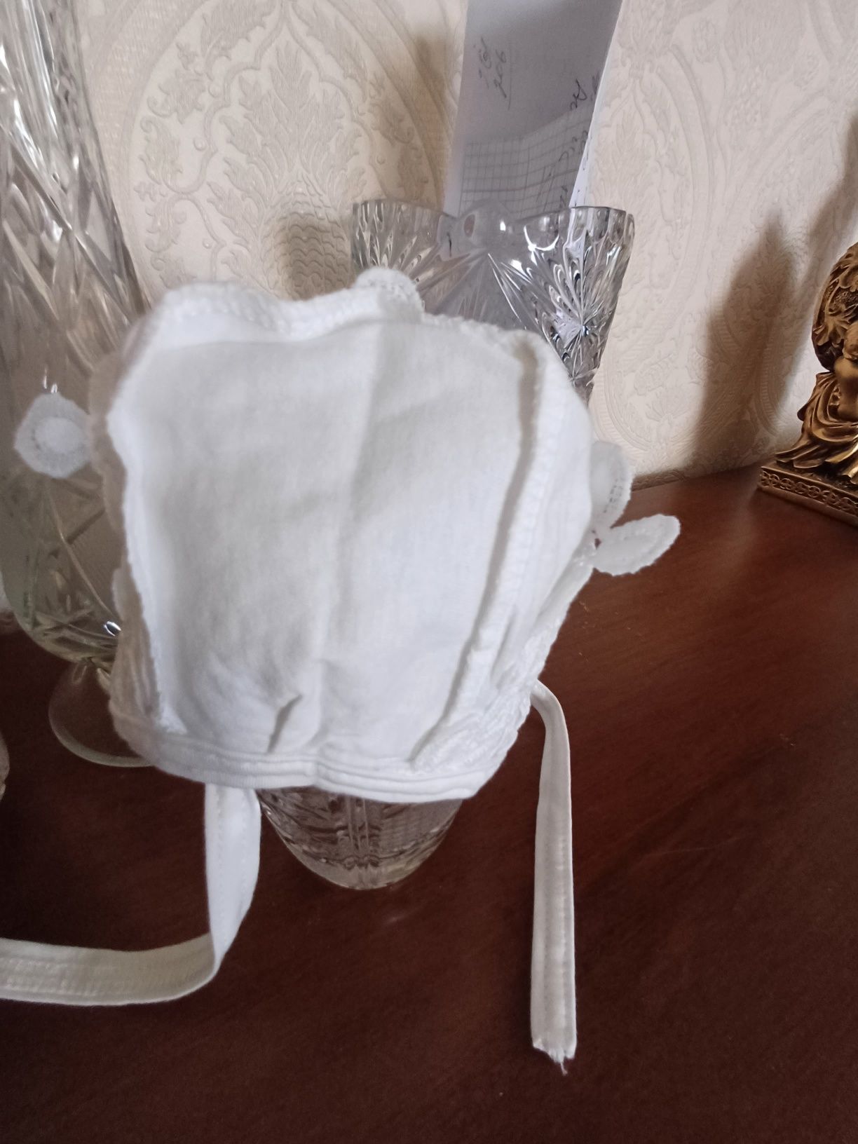 Чепчик для новорожденной