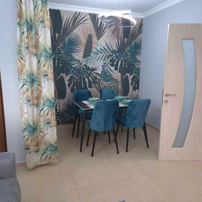 Страхотен двустаен апартамент в центъра на Сарафово за нощувки