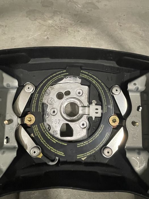 Volan BMW generatia e36 e34 etc…