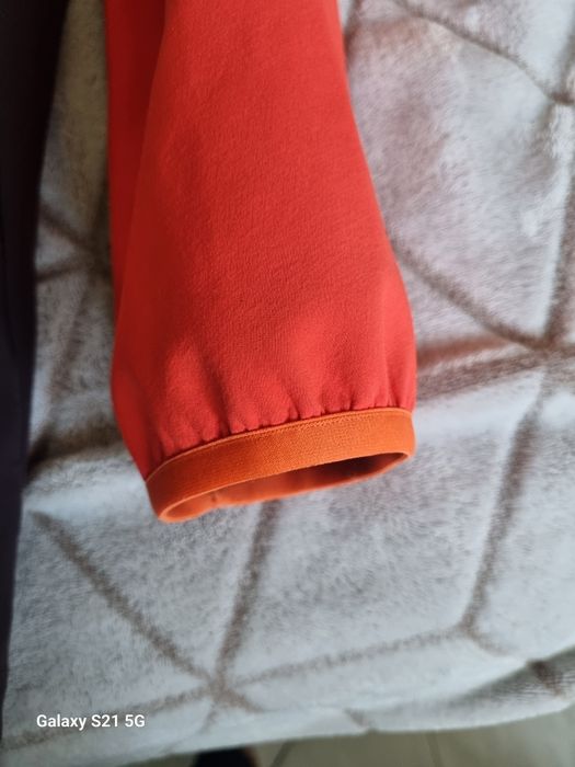 Ветровка ADIDAS запазена !