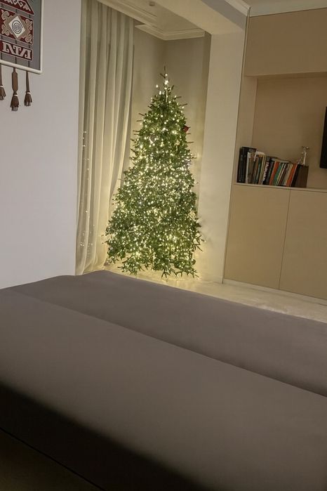 Б/у елка 2,1 метра