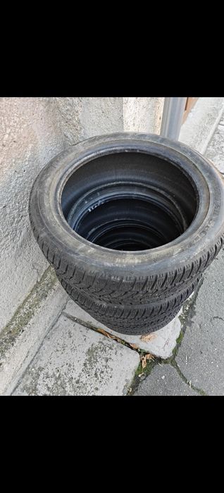 Anvelope iarnă Dunlop 215 50 r17