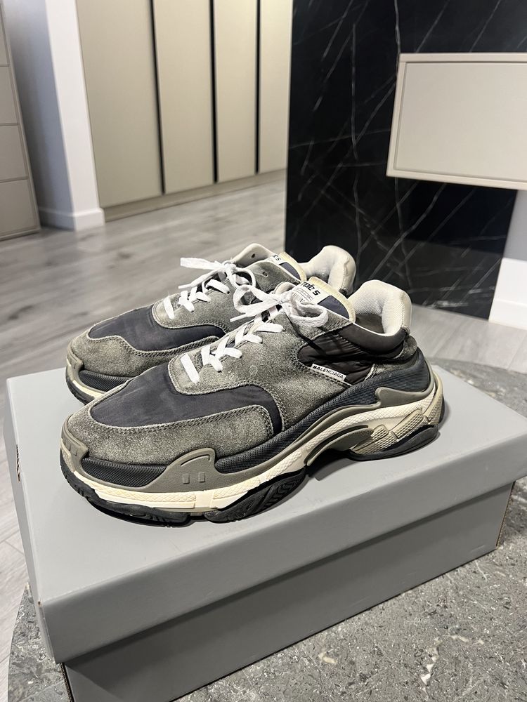 Balenciaga Triple S