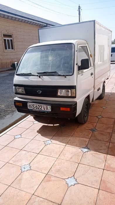 Labo sotiladi srochno