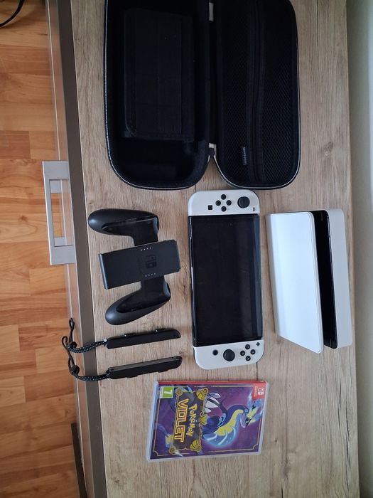 Nintendo switch Oled +joc si complementi