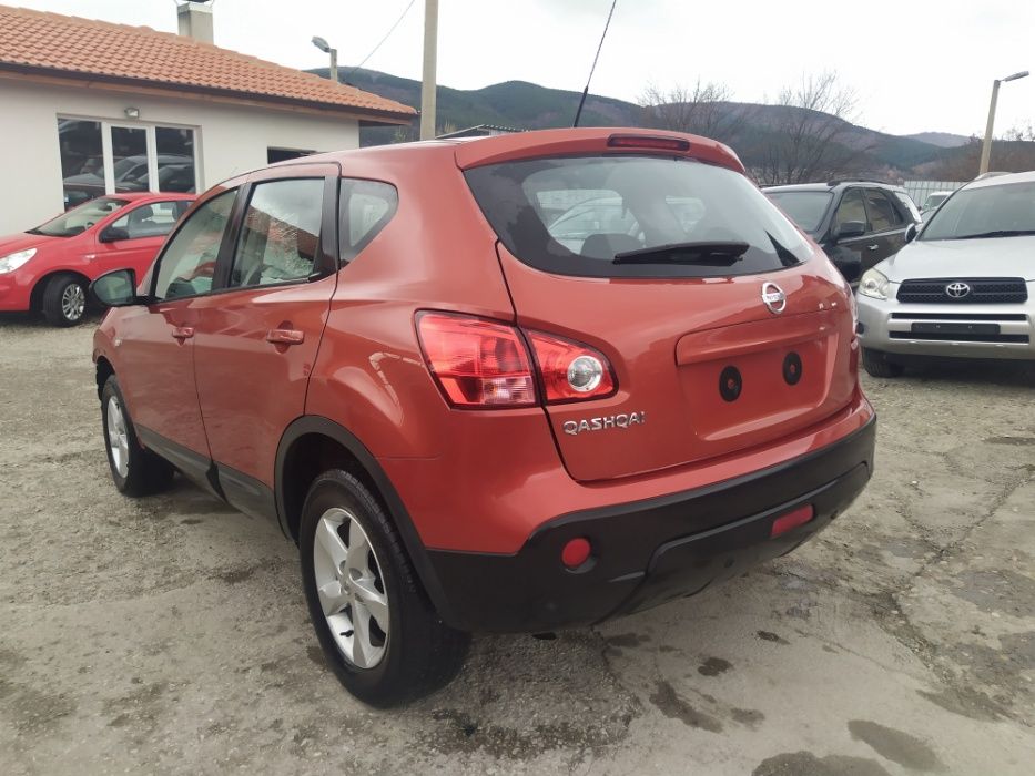 На части Нисан Къшкай Nissan Qashqai 2,0 бензин 2009г.