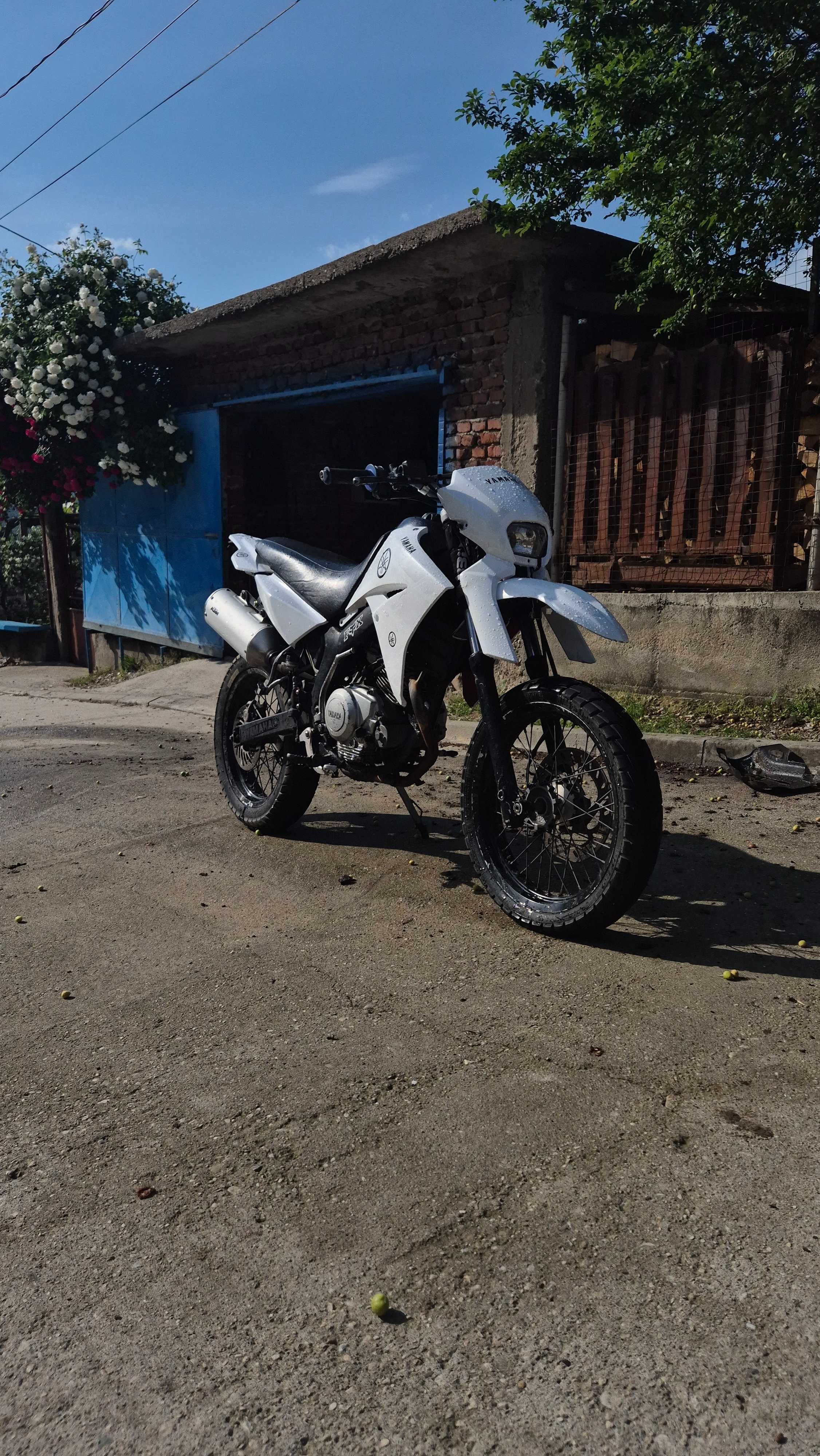 Yamaha xt125r 2005