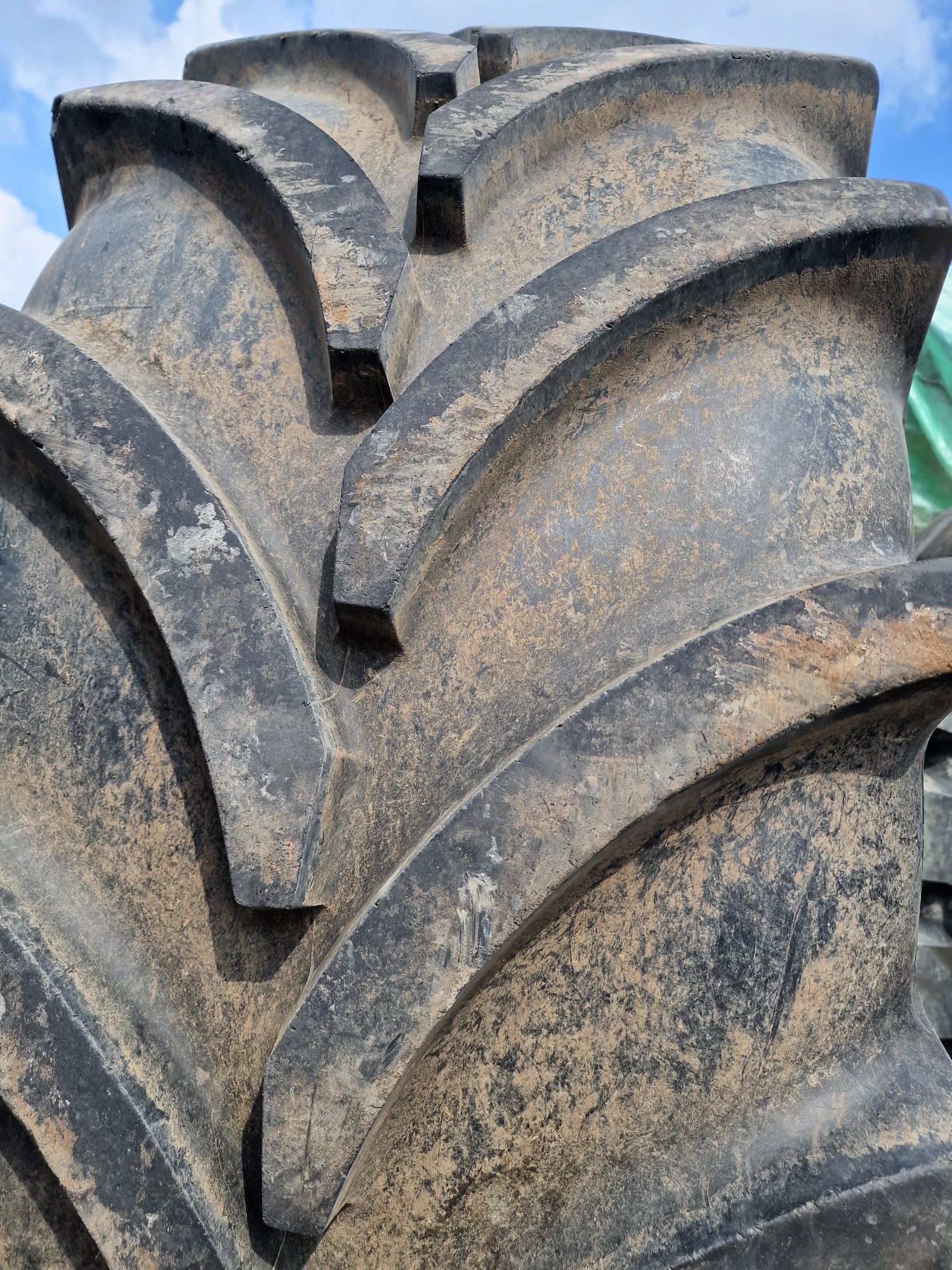 Cauciuc Agricol 600/65R38 marca Vredestein