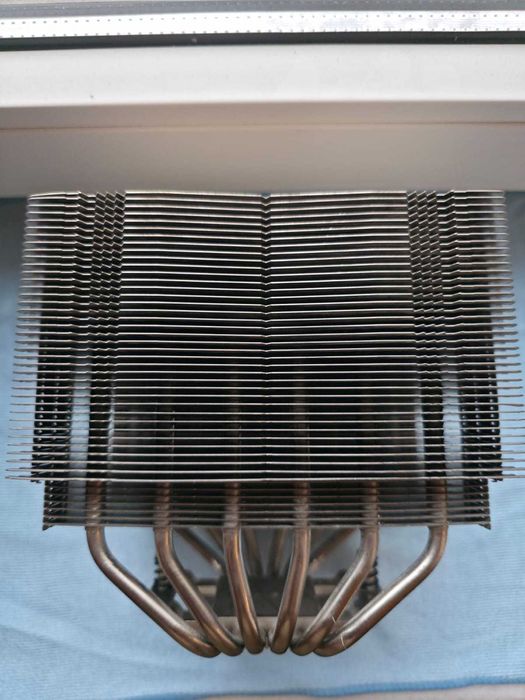 PC pe piese, placa de baza, CPU+cooler, GPU, RAM