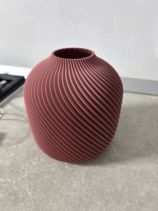 Vaza decorativa moderna