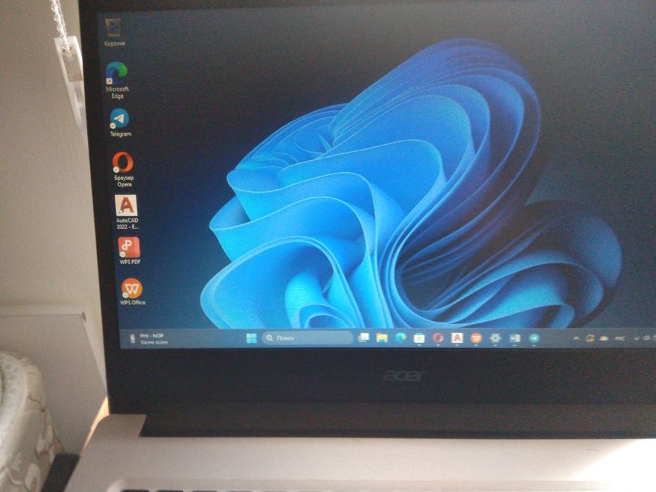 Noutbook ACER sotiladi