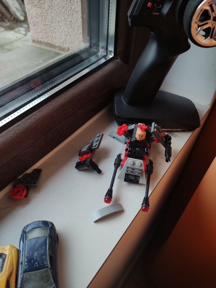 Огромен лот на LEGO