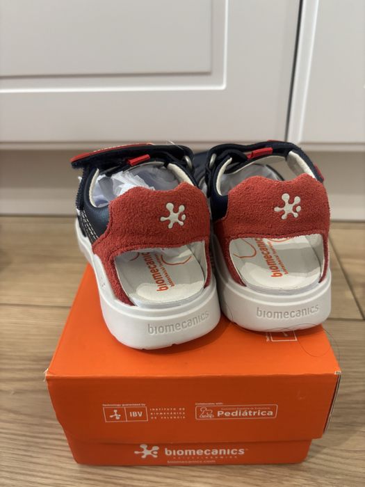 Vand sandale biomecanics nr25 noi