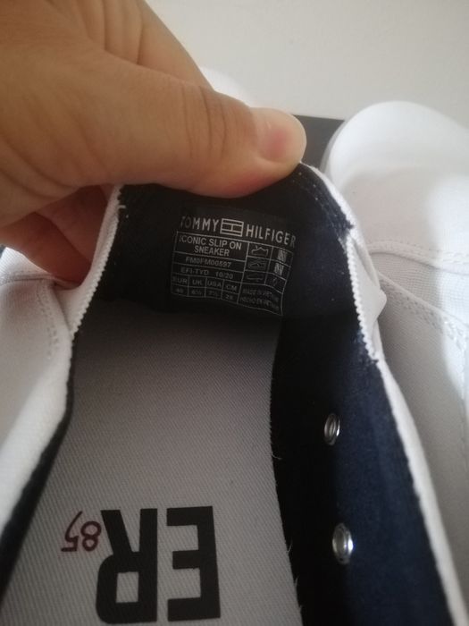 TOMMY HILFIGER Спортни обувки Slip On в Бяло 40 размер