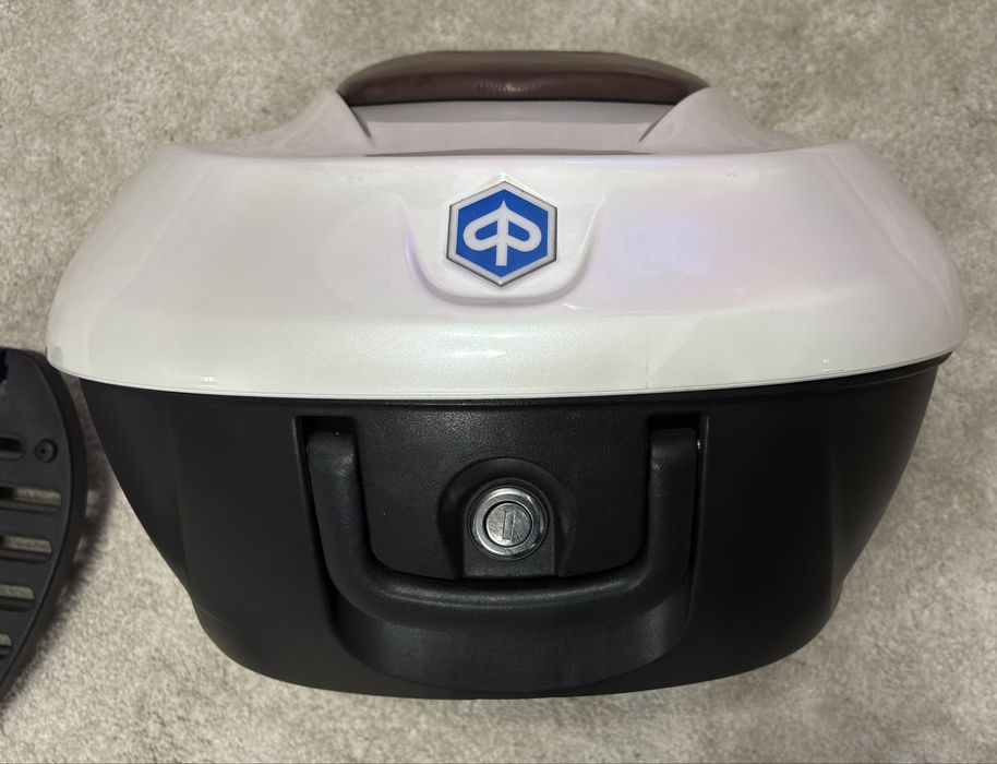 Top case Piaggio Beverly 300 ie