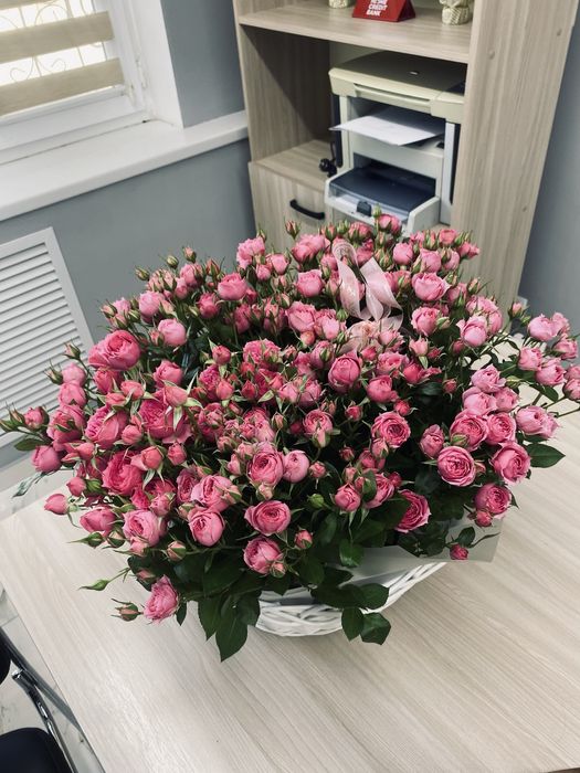 Цветы куставые розы