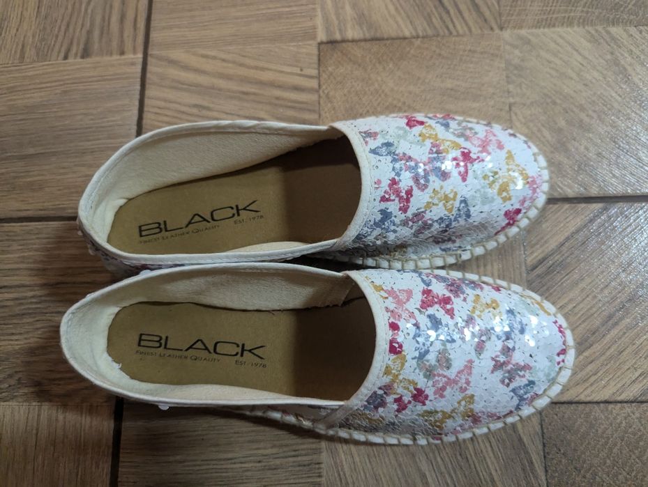 Vand espadrile facute in Spania, interior piele,marimea 38
