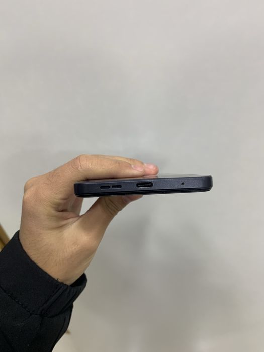 Refmi not 12 4/128 sastayana idial