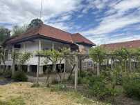 Vand CASA  sau schimb cu apartament in Tg Jiu
