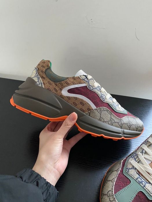 Adidasi Gucci masura 44 noi