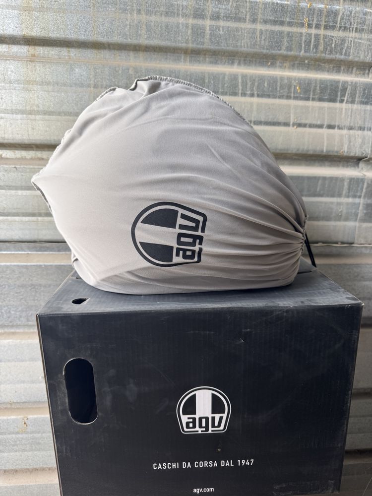 Каска за мотор AGV