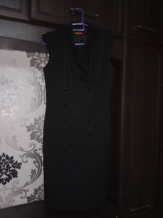Продаю жилетка платье