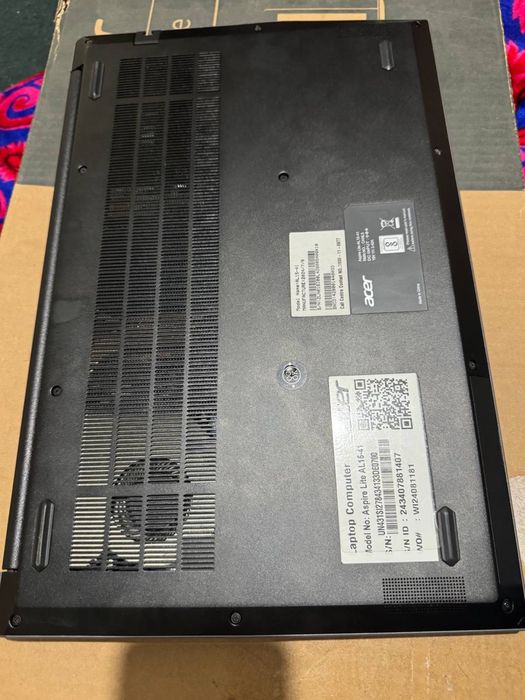 Acer aspire Lite 16/512
