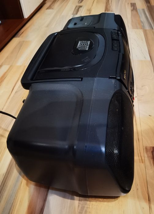 Radio casetofon cu CD Sanyo retro vintage de colecție anii 90