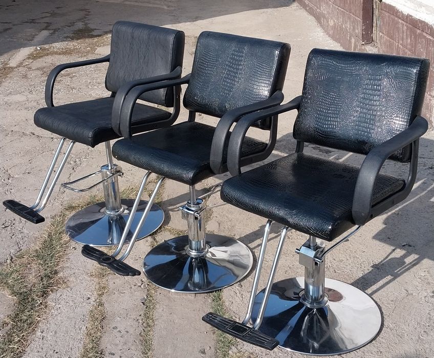 Кресла парикмахерские