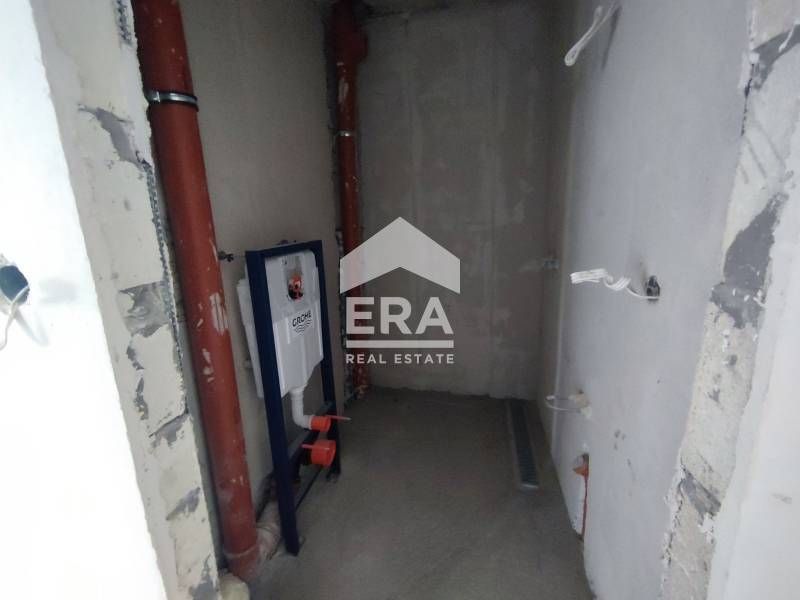 Просторени светъл  мезонет в един от най-предпочитаните квартали на гр