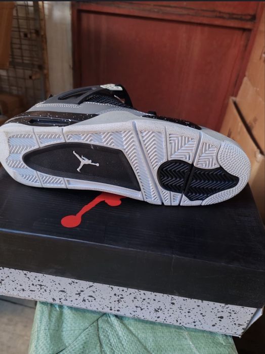 Jordan 4 Retro Fear