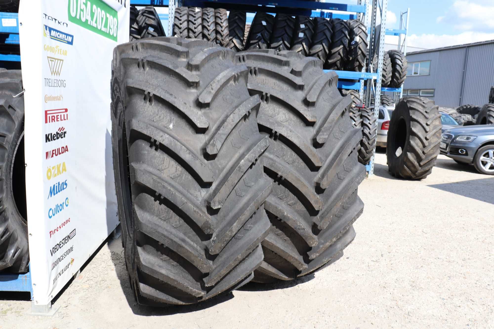 Cauciucuri de combina 800/65R32 Radiale sarma indice de sarcina 181A8