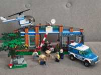 4440 LEGO City Forest Police Station