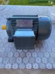 Motor electric monofazic